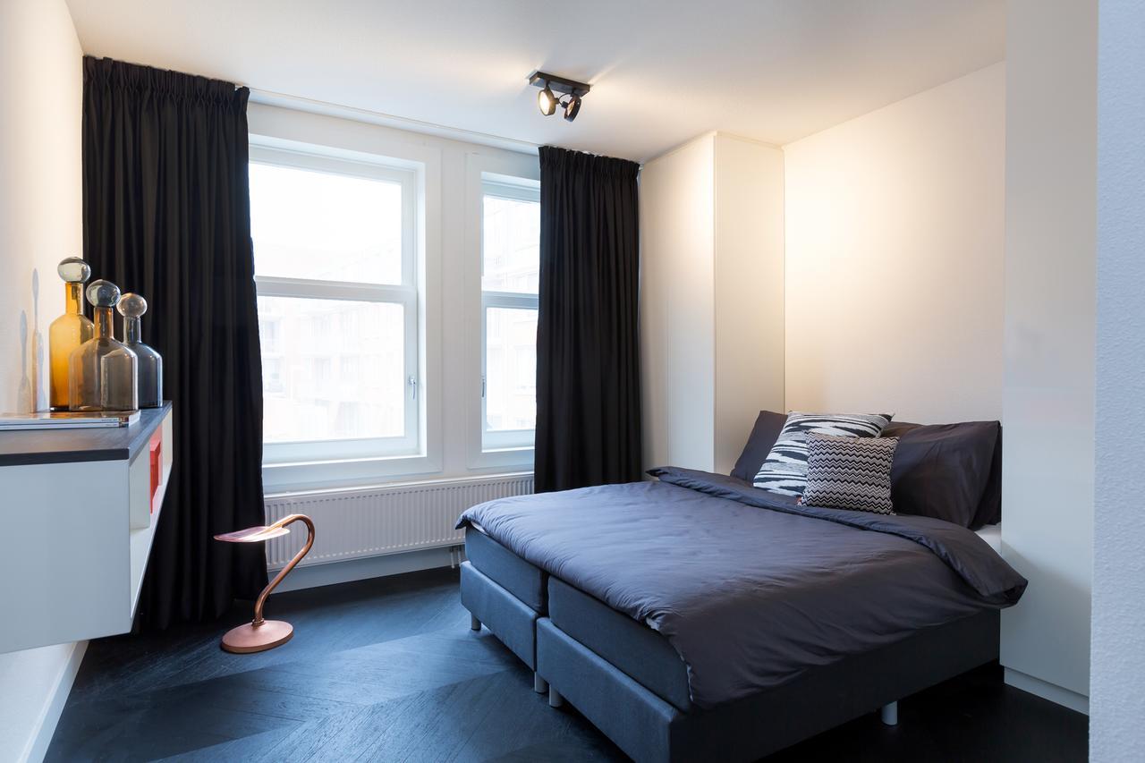 Book & Stay Eindhoven Kamer foto