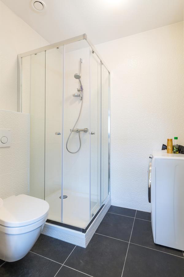 Book & Stay Eindhoven Buitenkant foto