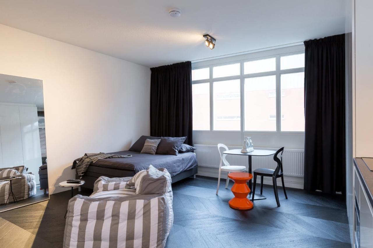 Book & Stay Eindhoven Buitenkant foto